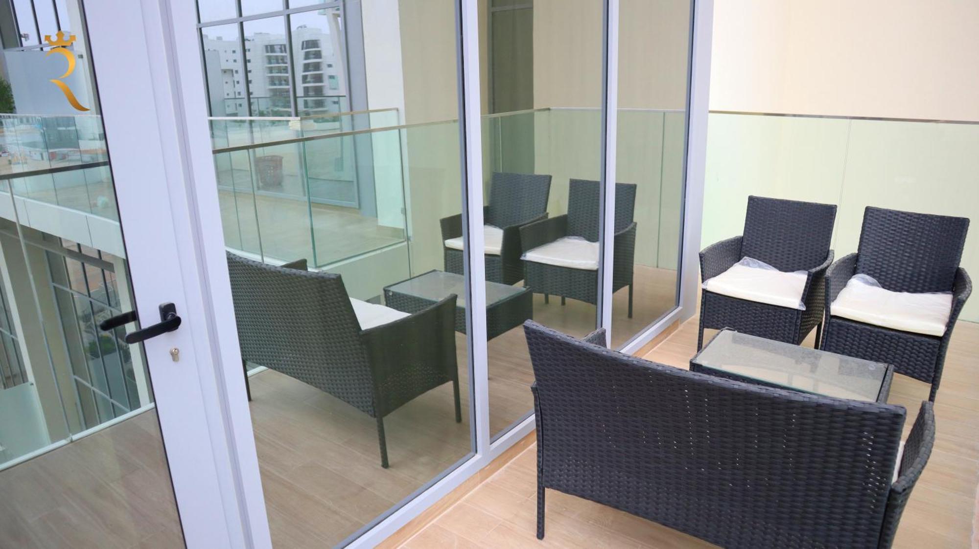 Duplex Serenity Your 2br Transit In Masdar Apartment